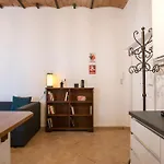 아파트 Castro Pretorio Cozy 로마