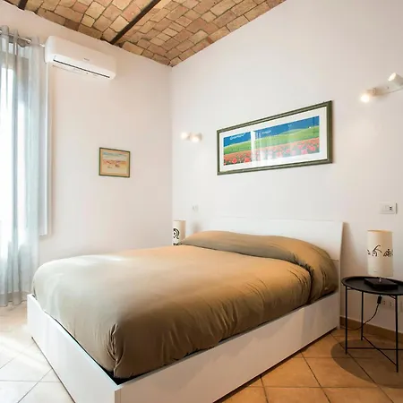 Castro Pretorio Central Apt Metro & Termini Hub * ローマ